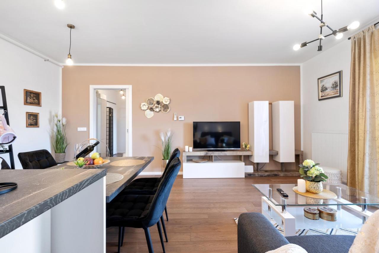 Apartments Karla & Jakov Šibenik Екстериор снимка