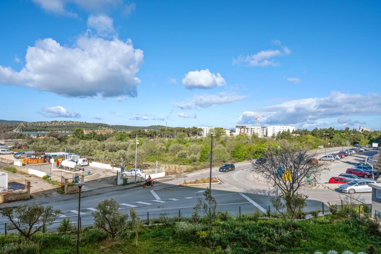 Apartments Karla & Jakov Šibenik Екстериор снимка