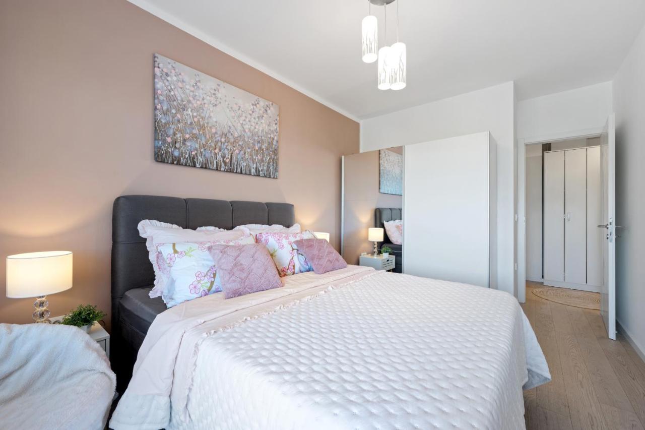 Apartments Karla & Jakov Šibenik Екстериор снимка