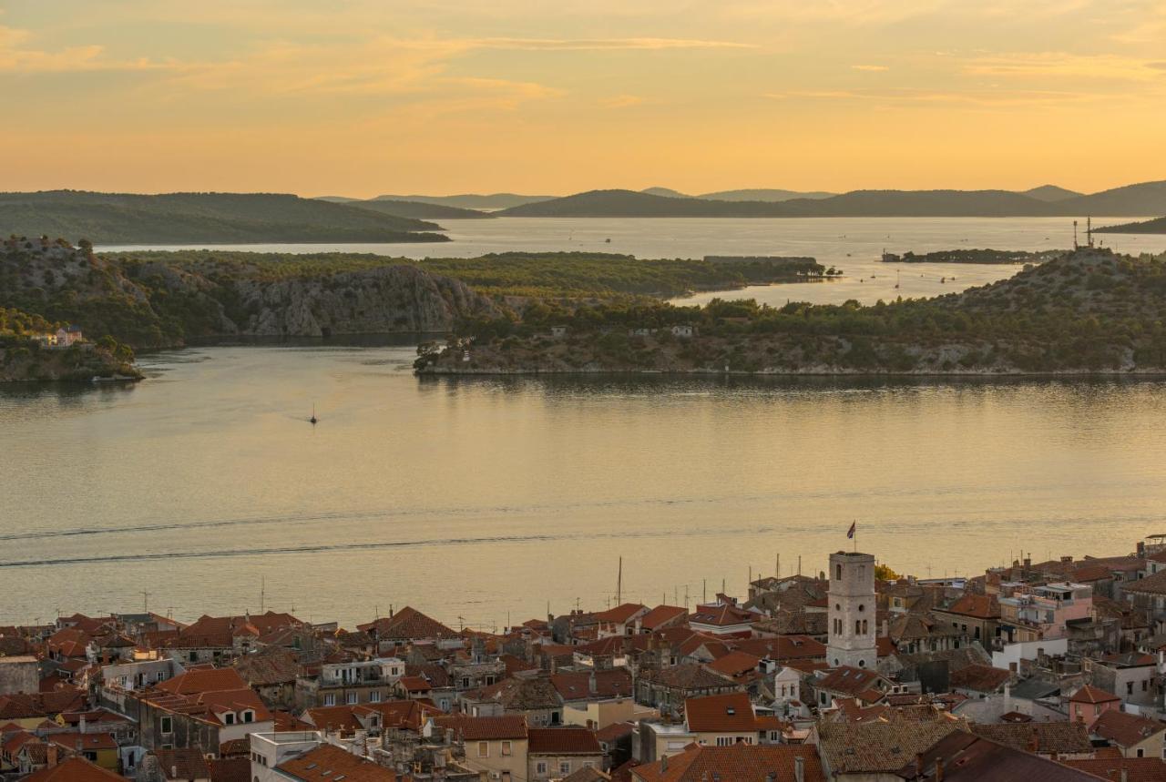 Apartments Karla & Jakov Šibenik Екстериор снимка